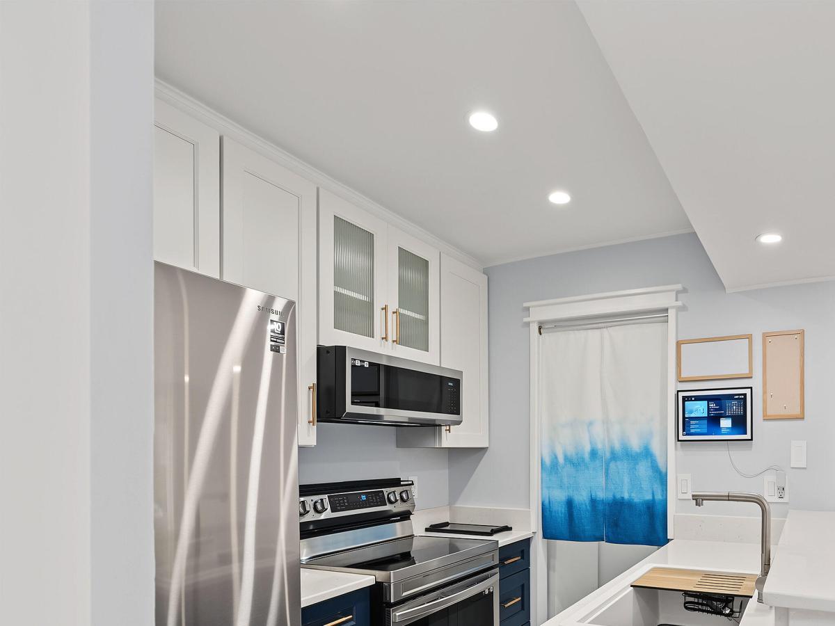 MLS #B26061813 image #0