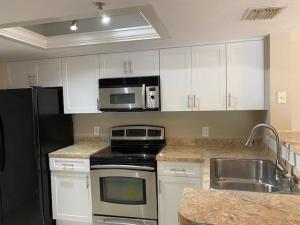 MLS #B26070622 image #0