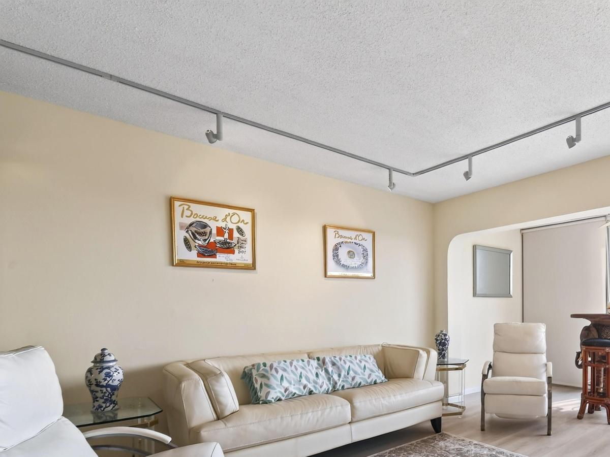 MLS #B26070839 image #0
