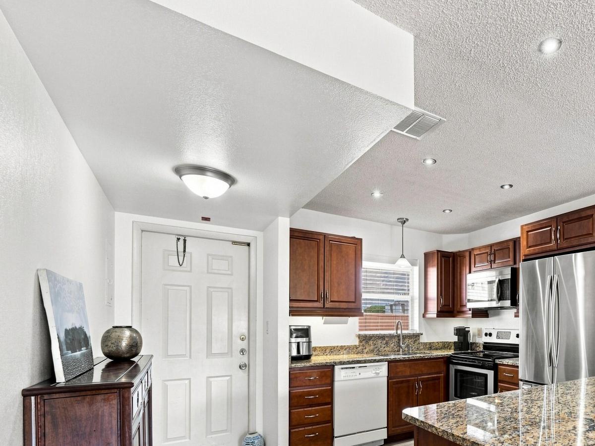 MLS #B26073699 image #0