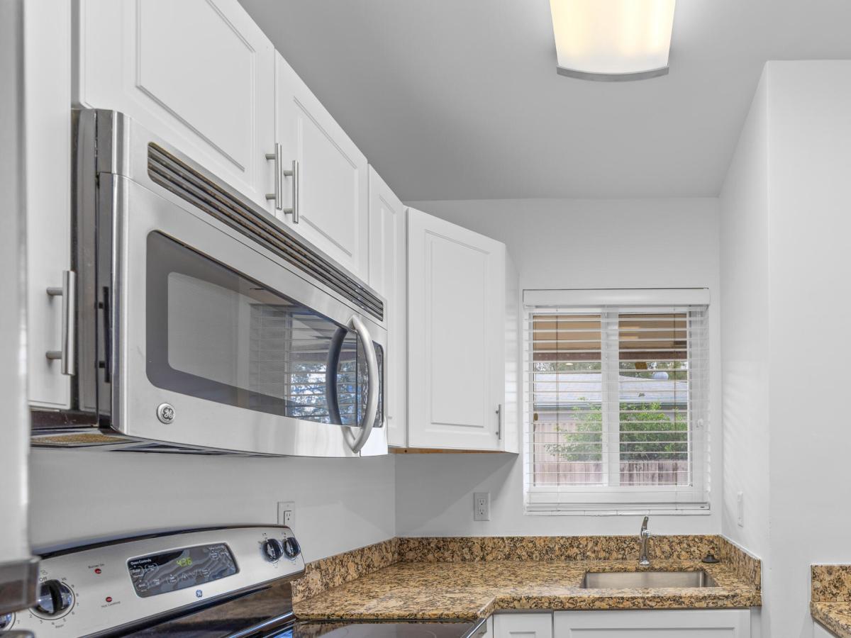 MLS #B26076532 image #0