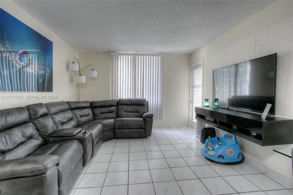 MLS #B26078437 image #0