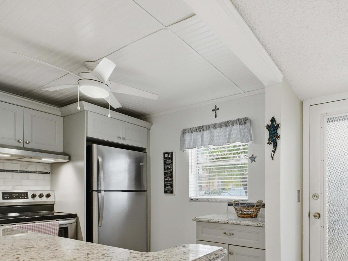 MLS #B26080958 image #0