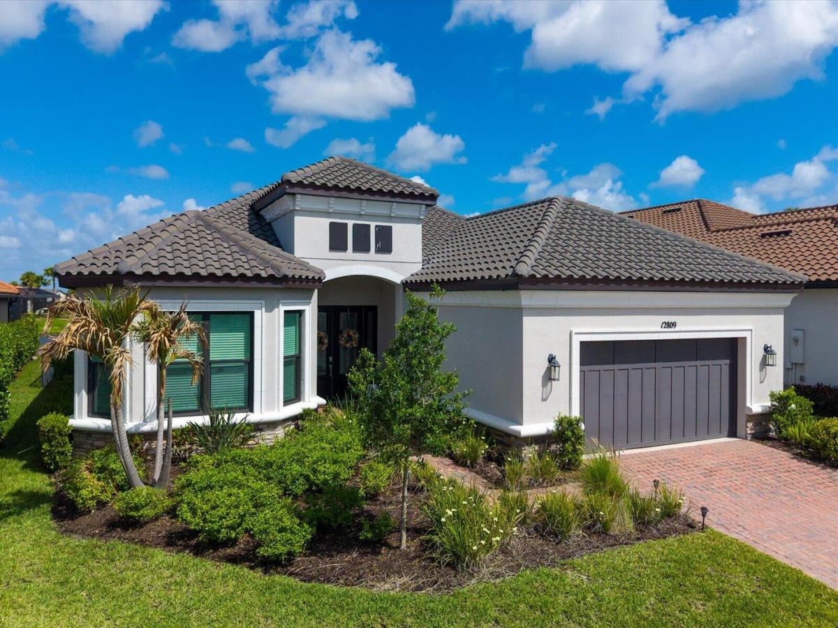 MLS #B26083705 image #0