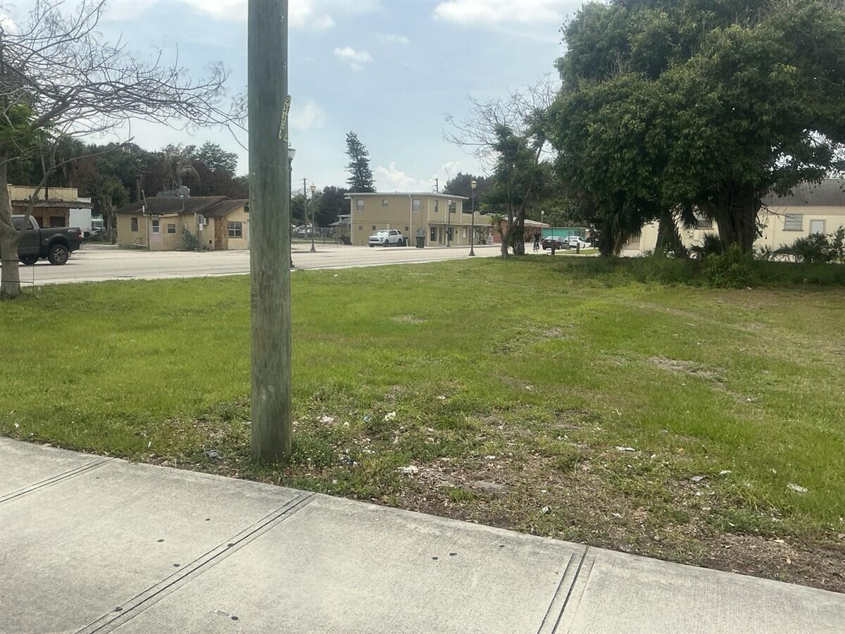 MLS #B26090406 image #0