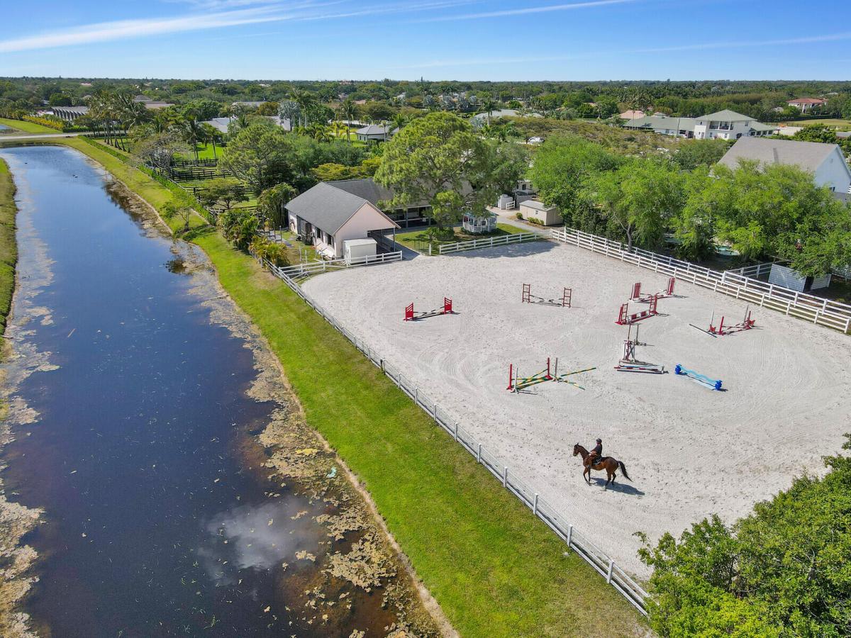 MLS #R10714668 image #0