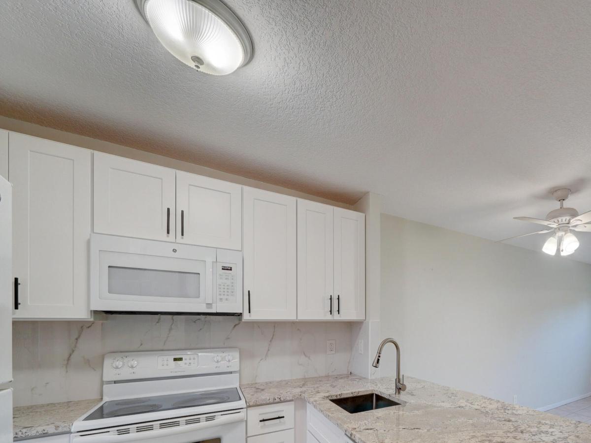 MLS #R10817811 image #0