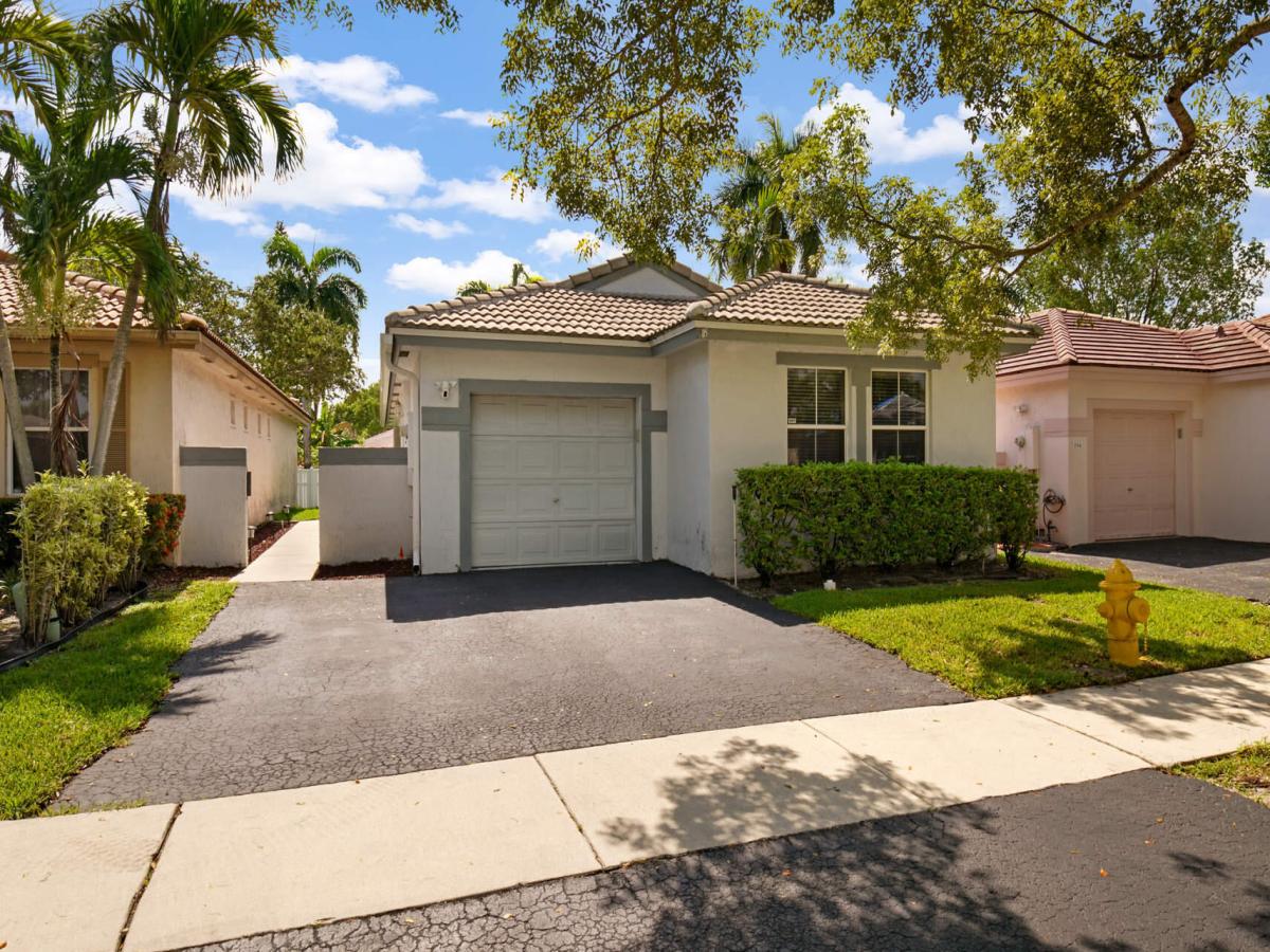 MLS #R10896670 image #0