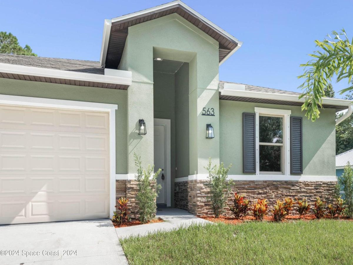 MLS #R11093809 image #0