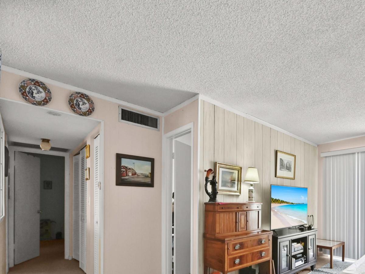 MLS #R11167291 image #0