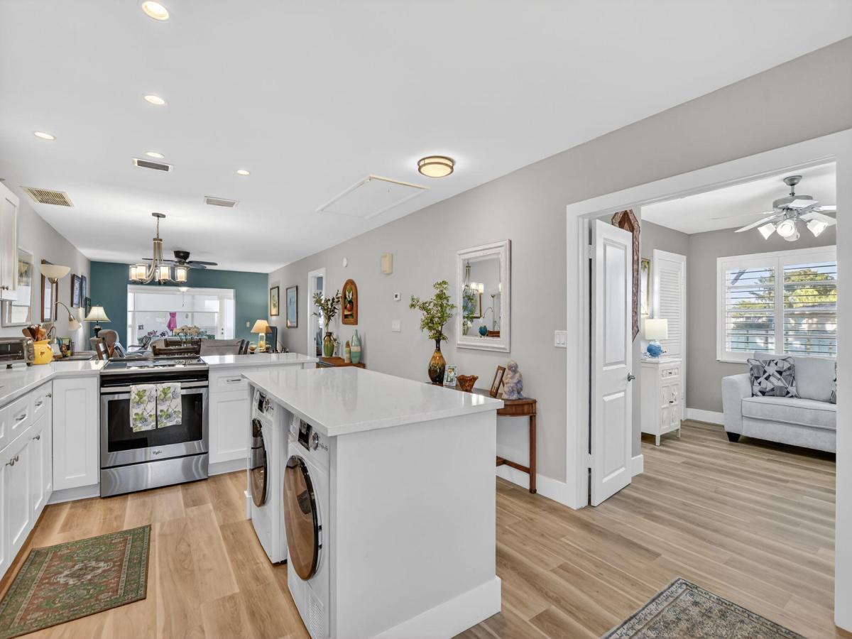 MLS #R11167620 image #0
