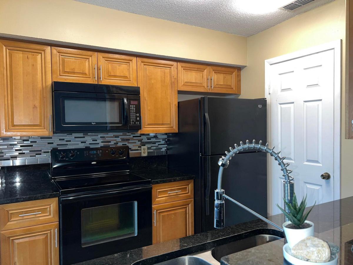 MLS #R11169696 image #0